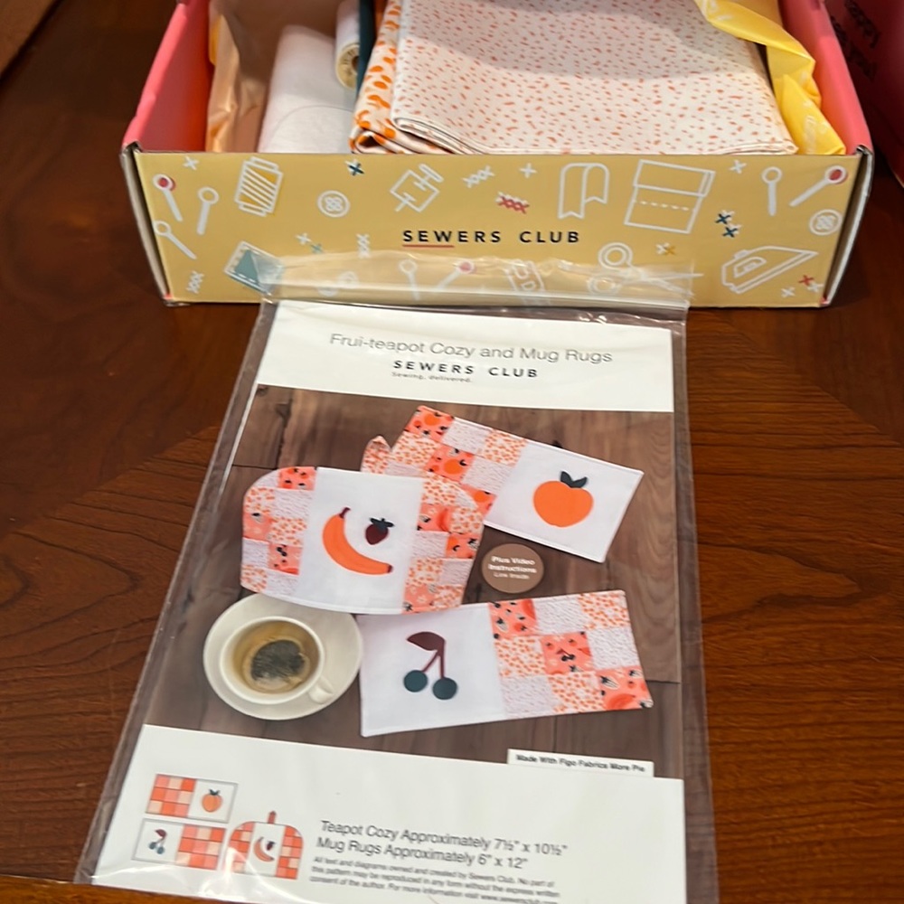 Sewers Club June Pattern Tea Cozy and Mug Rugs